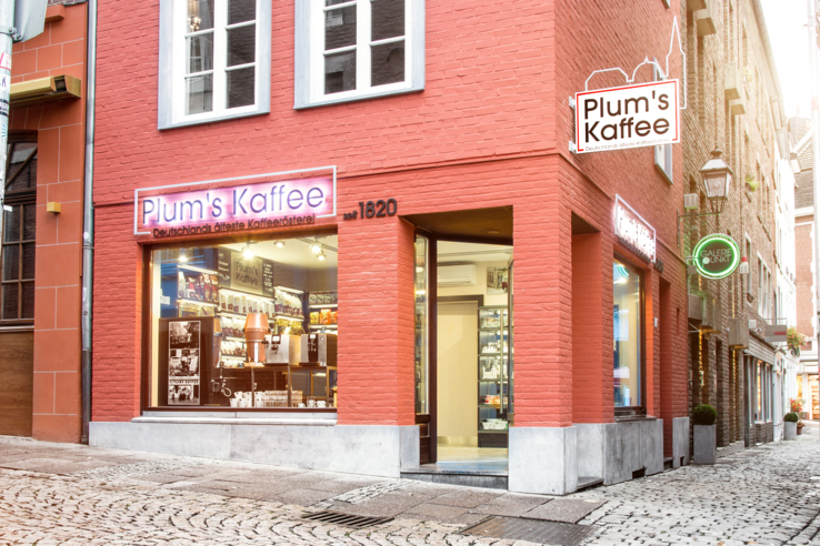 Plum's Kaffee